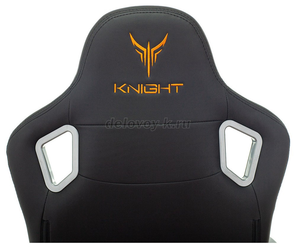 Кресло игровое KNIGHT OUTRIDER экокожа ромбики, подголовник, крестовина металл фото 10